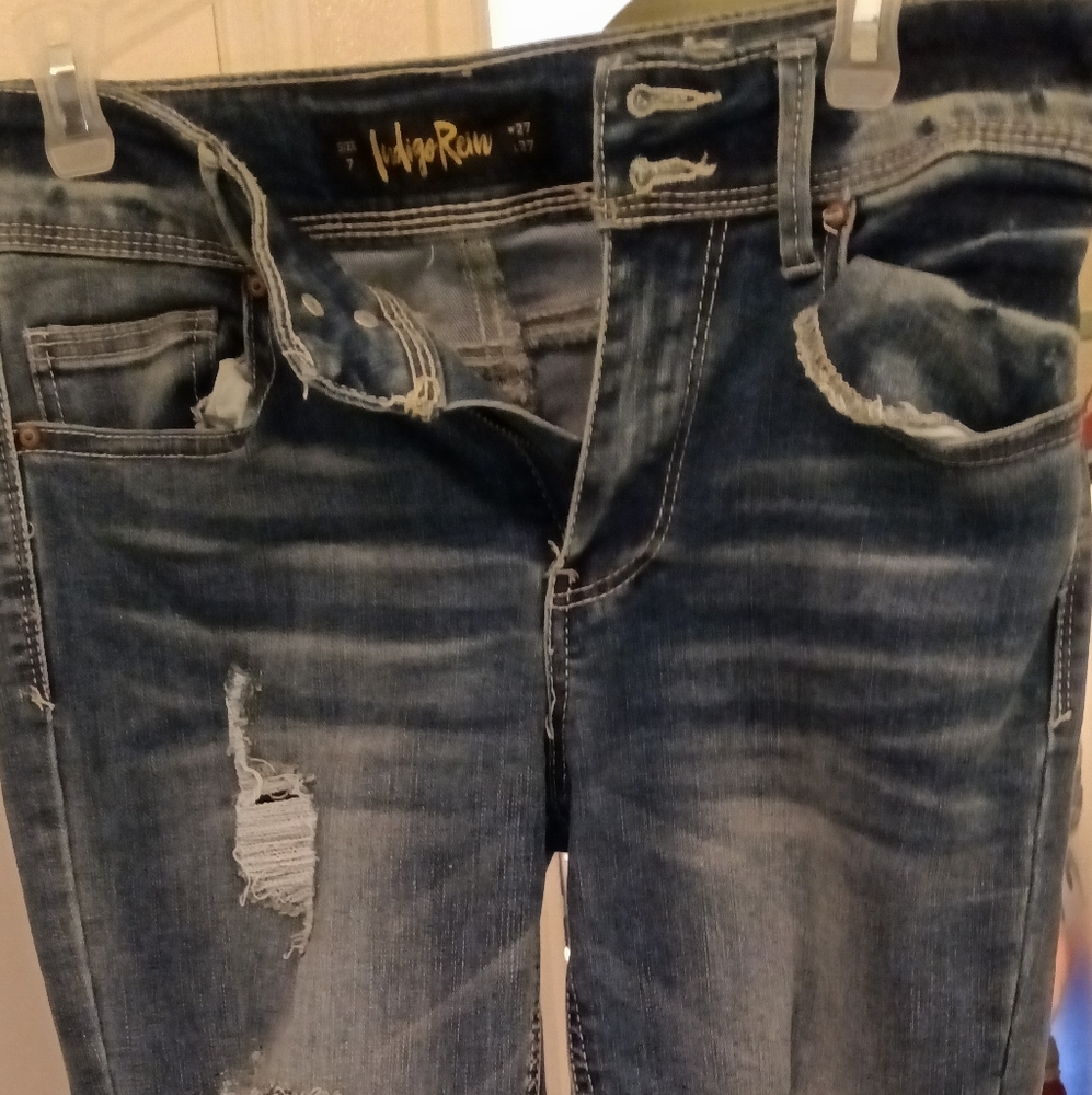 Women's size 7 jeans